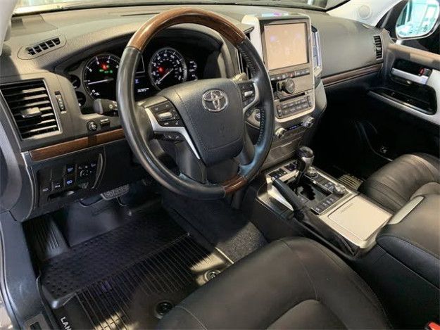 A Fairly Used 2017 Toyota Land Cruiser Full Option