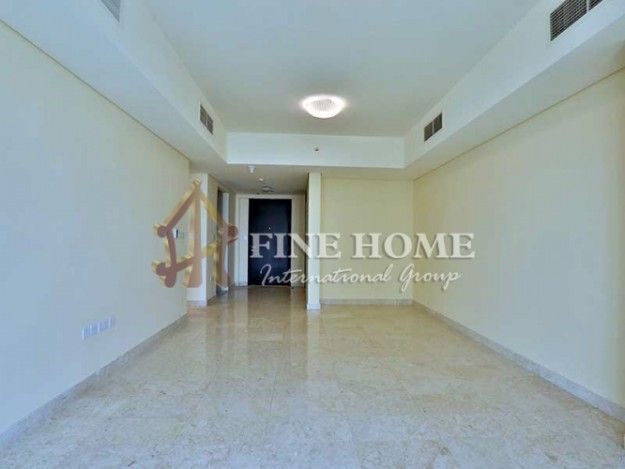 Enjoy Soothing Sea View in this 1BR Apartment in Al Reem Island