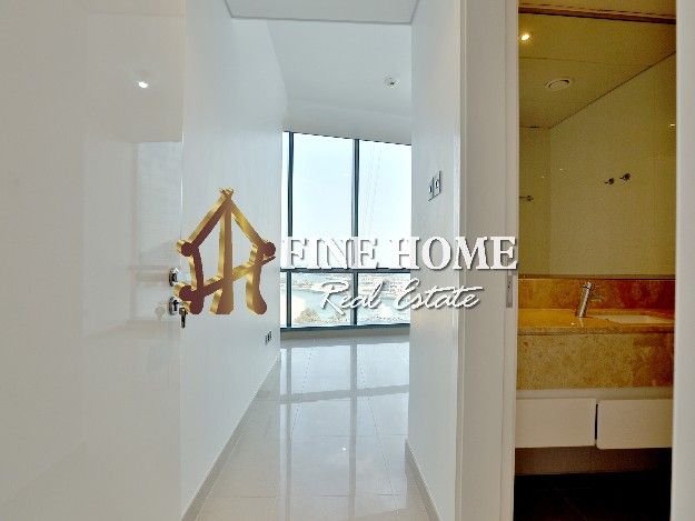 No Commission & Sea View | 2BR with Close Kitchen (RN AP979106)