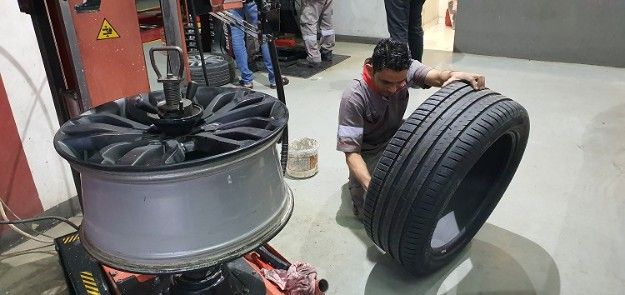 Best Car Tyre shop in Dubai