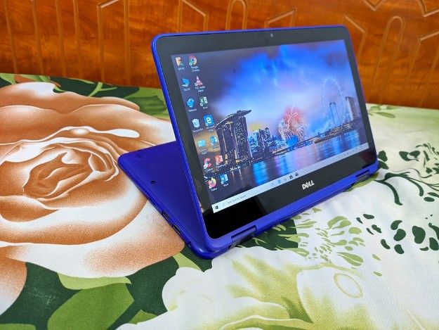 Dell 11.6 Inspiron 11 3000 Multi-Touch 2-in-1 Notebook 4GB 500GB Windo