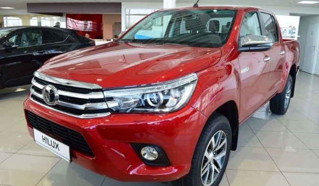 New 2018 Toyota Hilux 2.4L