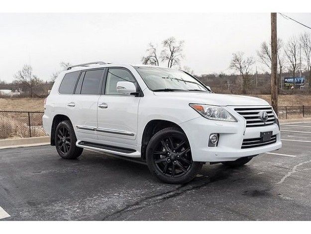 Pertly Used Lexus LX 570 Suv for sale 