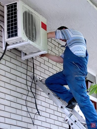 split air con gas clean repair fix 055-5269352 al ain maintenance free