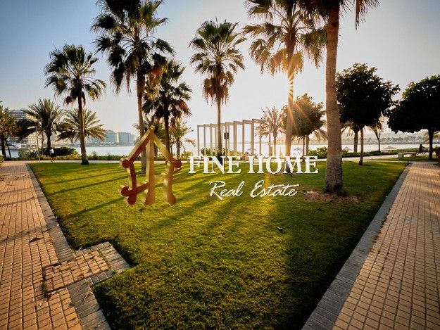Luxury villa with sea view close to beach in Al Raha Beach