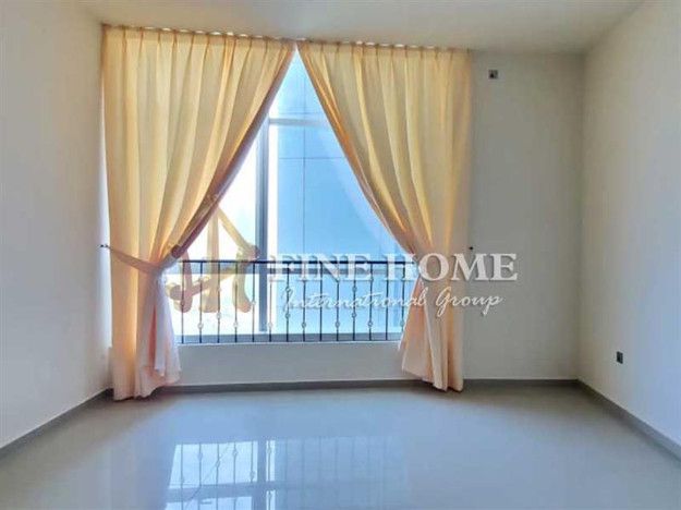 Huge 2BR+1BR Apartment with Sea & Pool View