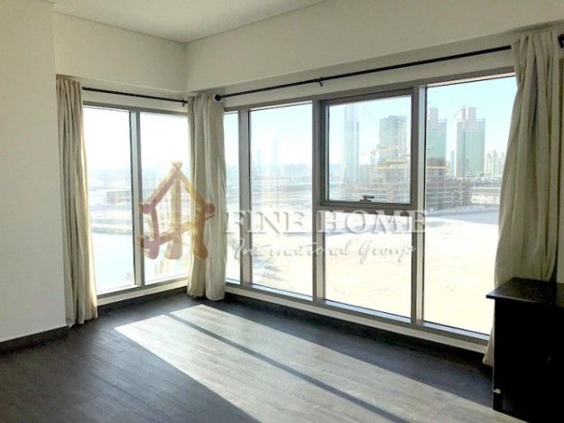 Enjoy the Sea View in this Grand 3BR w Balcony in Al Reem Island