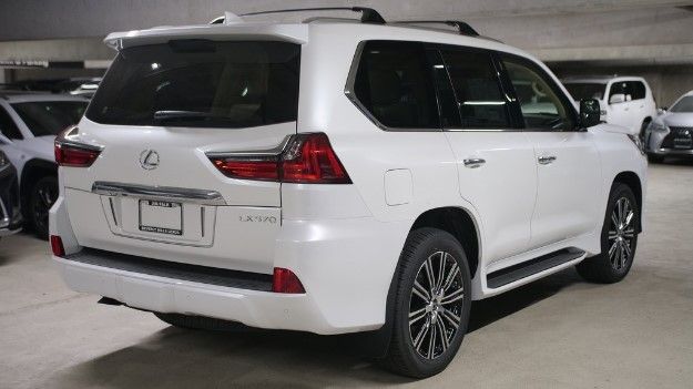 Lexus Lx 570 4wd suv Luxury Full option Petrol v8 2020  Model Year