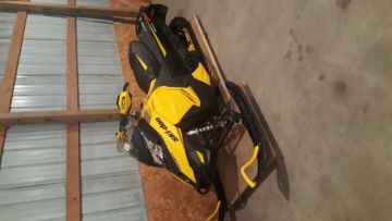 Selling New/Used:Snowmobiles/ watercraft/Jet Ski and ATV spare parts