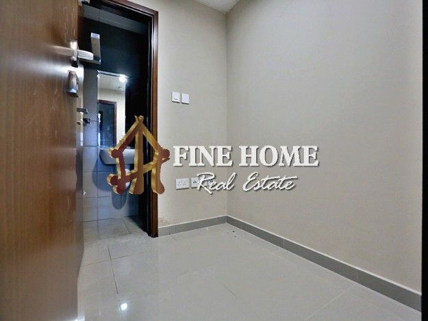 Luxurious Sea View 3BR with Balcony & Maids Rm in Al Reem Bay